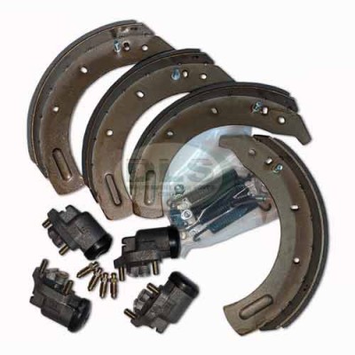 Brake Shoe and Cylinder Overhaul Set Front Land Rover SWB Jul 80 on and LWB 4cyl DA6044